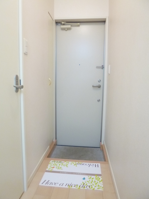 14/26 玄関