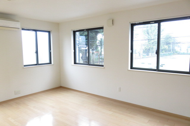 13/29 リビング/ダイニング