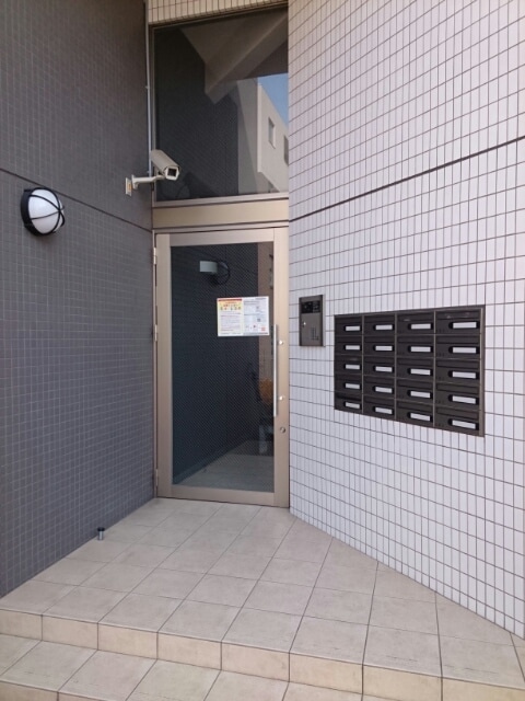 14/22 エントランス