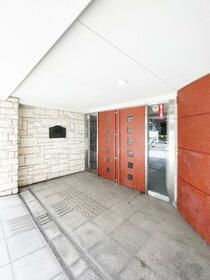 15/16 エントランス