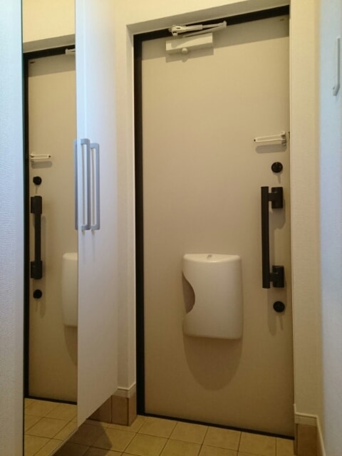 2/8 エントランス
