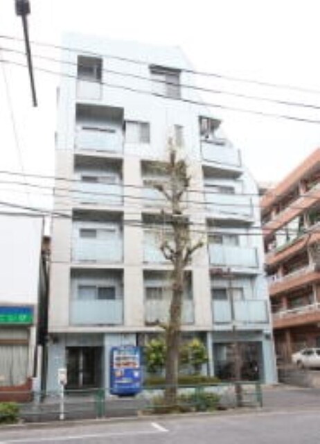 2/3 エントランス