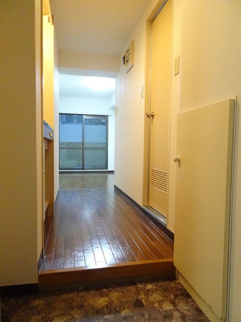 13/29 リビング/ダイニング