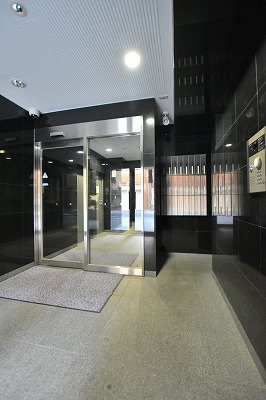 20/28 エントランス