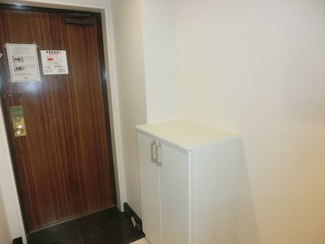 17/30 玄関