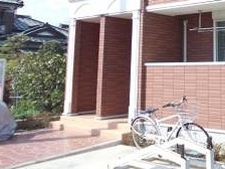 16/25 エントランス