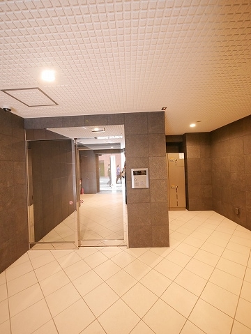 2/8 エントランス