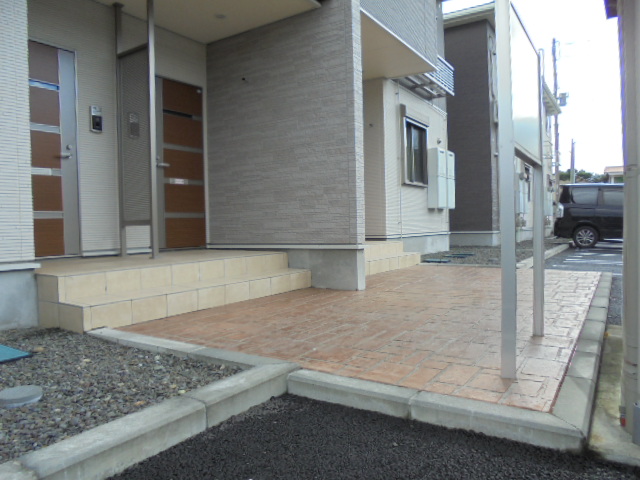 22/29 エントランス