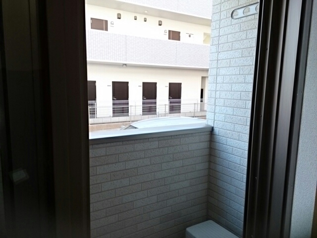 17/28 バルコニー