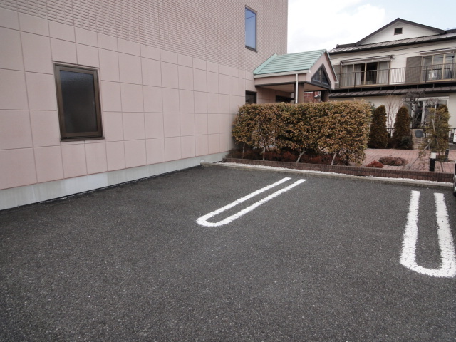17/23 駐車場