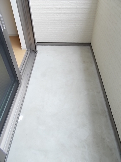 16/25 バルコニー