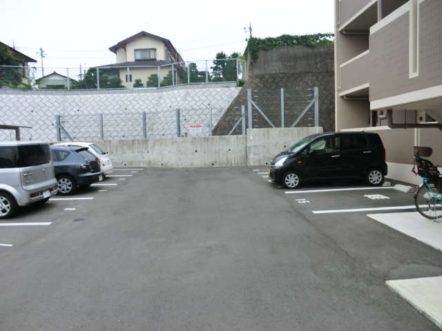 4/8 駐車場