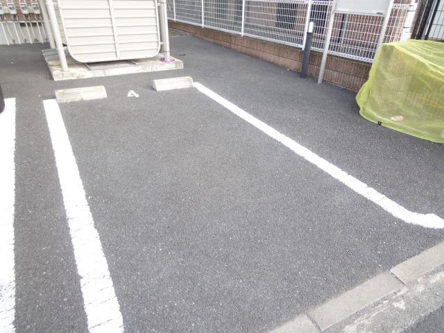 22/30 駐車場