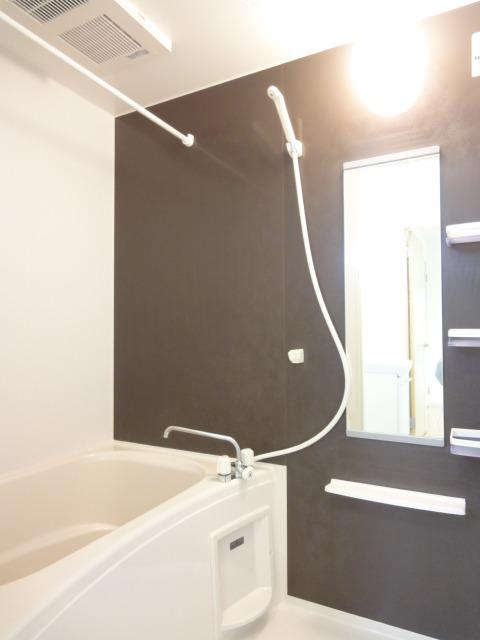 11/23 浴室