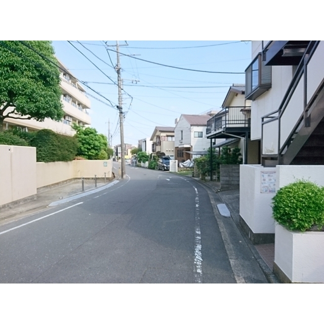 16/17 エントランス