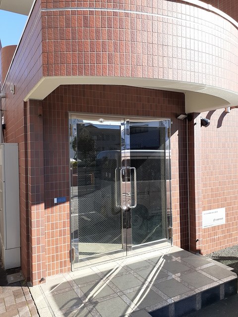 16/26 エントランス