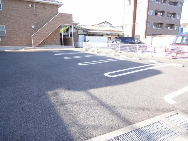 3/5 駐車場