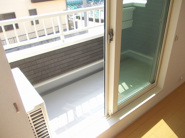 14/23 バルコニー