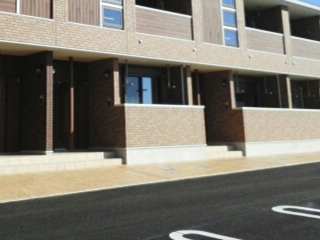 17/25 エントランス