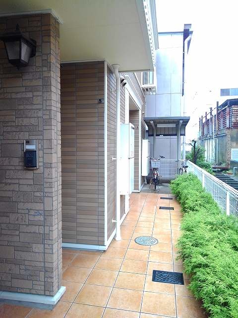 14/20 エントランス