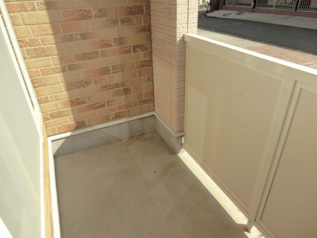 23/30 バルコニー