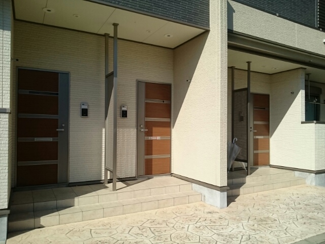 17/25 エントランス