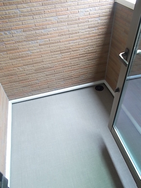 15/23 バルコニー