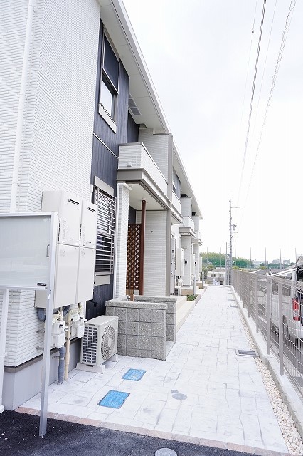 14/23 エントランス