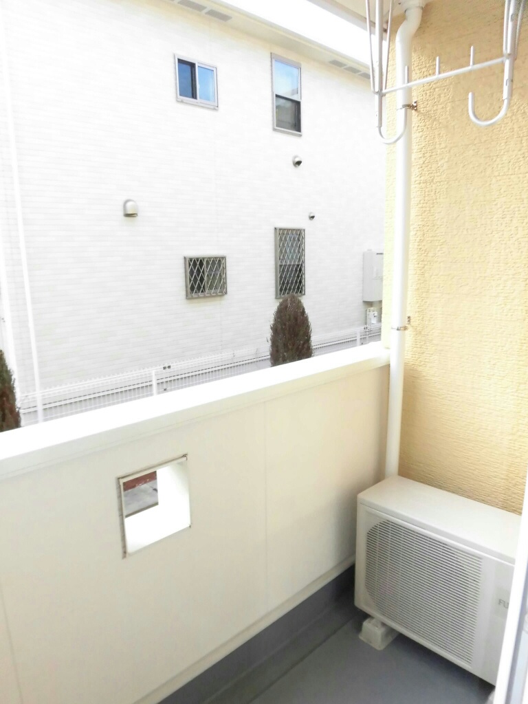 16/28 バルコニー