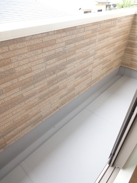 14/23 バルコニー