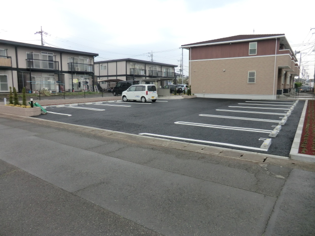 23/29 駐車場