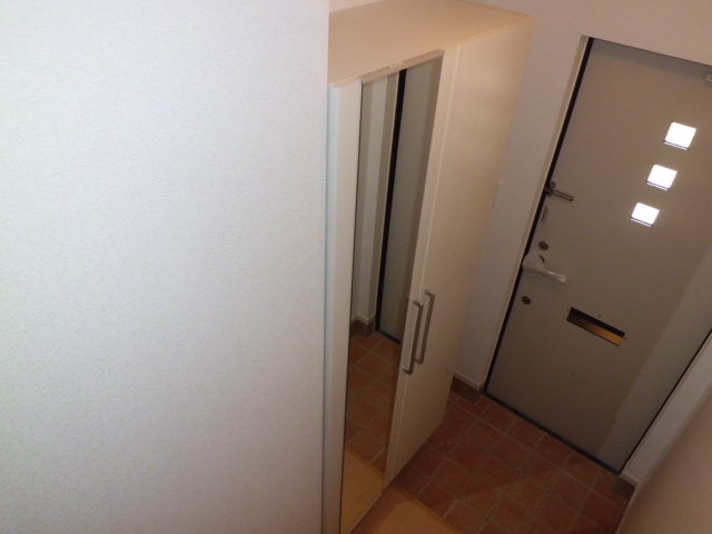 2/8 エントランス