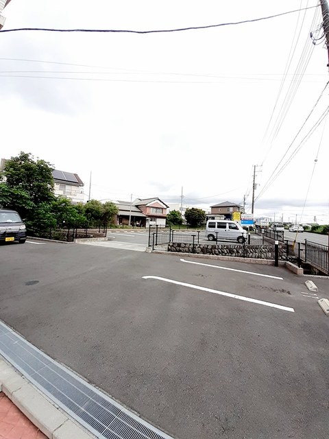 14/18 駐車場