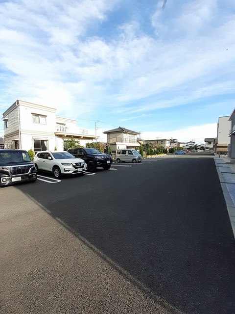 14/18 駐車場
