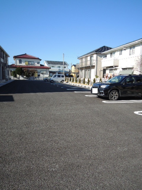 14/20 駐車場