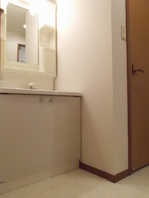 17/28 洗面