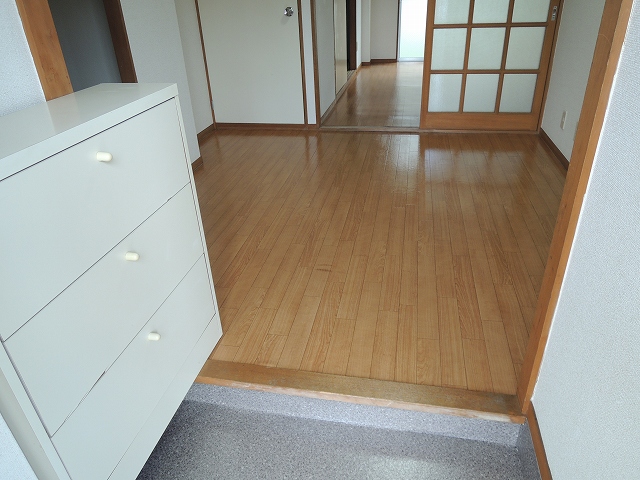 13/30 玄関