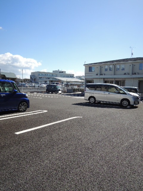 14/19 駐車場