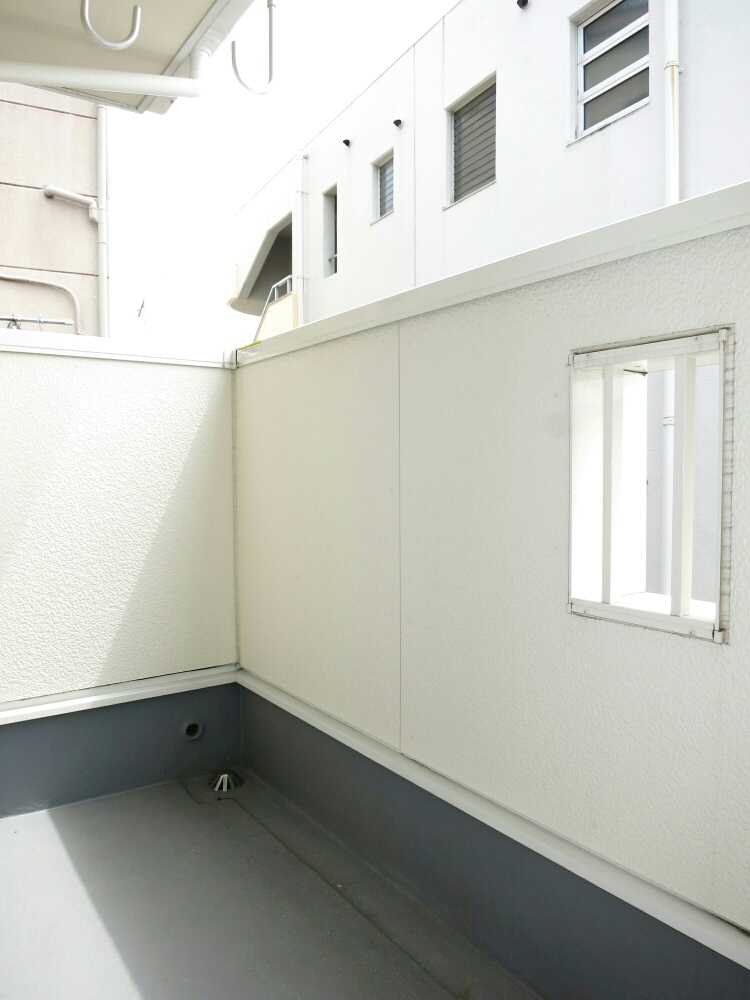 13/20 バルコニー