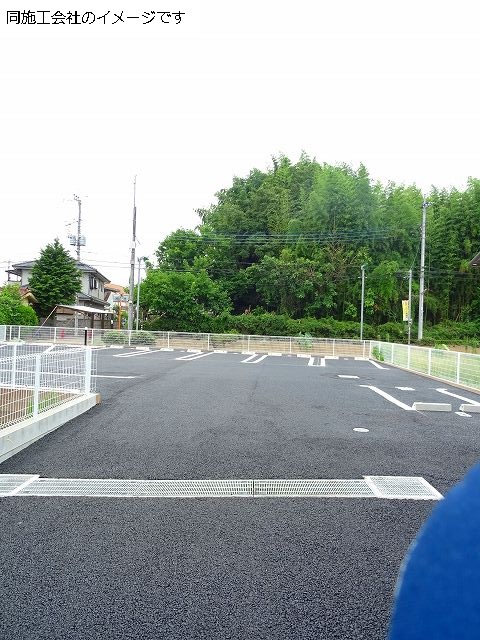 22/30 駐車場