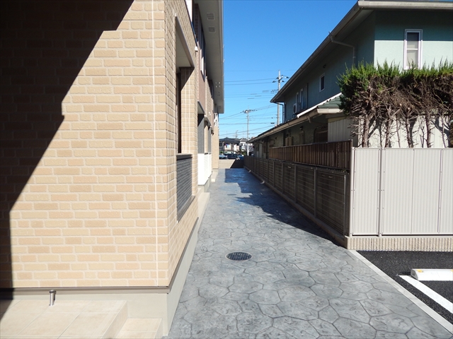 21/28 エントランス