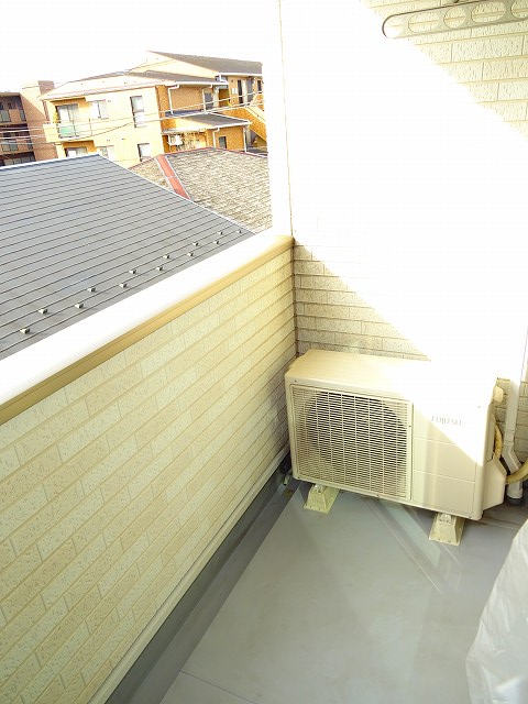 14/28 バルコニー