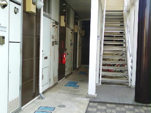 15/15 エントランス