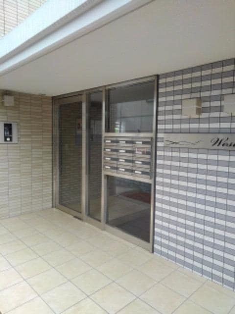 2/8 エントランス