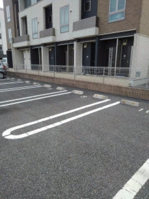 2/11 駐車場