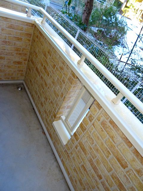 15/28 バルコニー