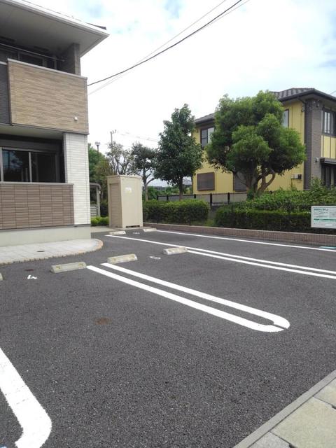 20/27 駐車場