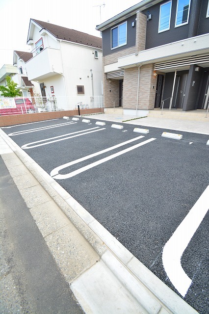 14/20 駐車場