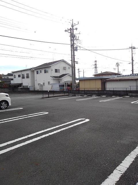 14/20 駐車場