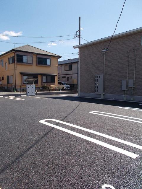 14/20 駐車場
